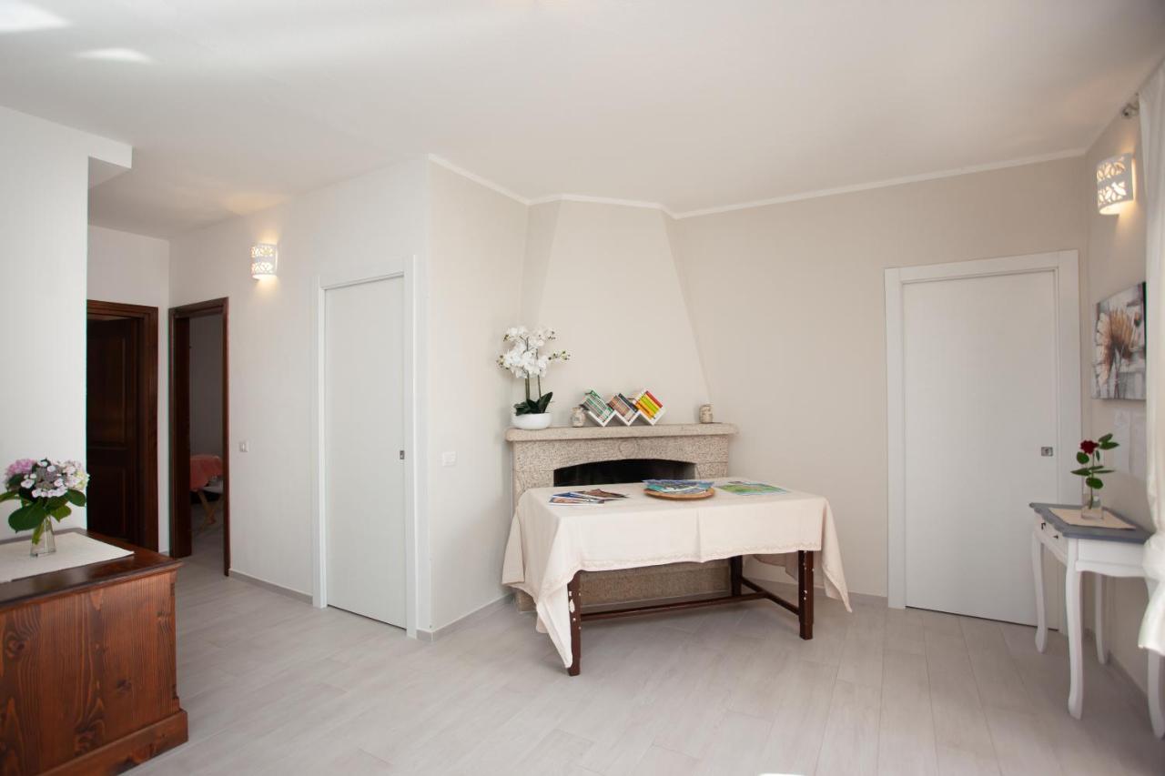 Lu Lioni Rooms San Teodoro  Ngoại thất bức ảnh