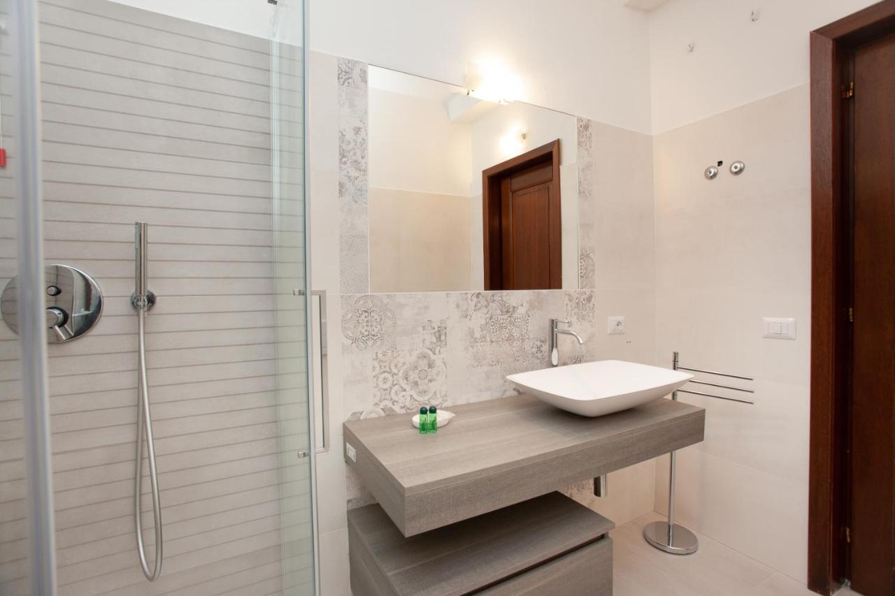 Lu Lioni Rooms San Teodoro  Ngoại thất bức ảnh
