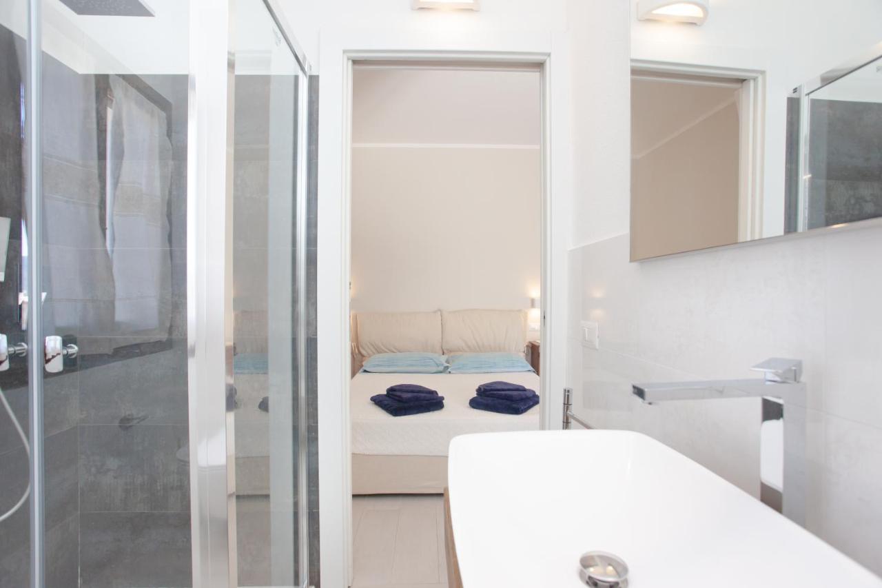 Lu Lioni Rooms San Teodoro  Ngoại thất bức ảnh